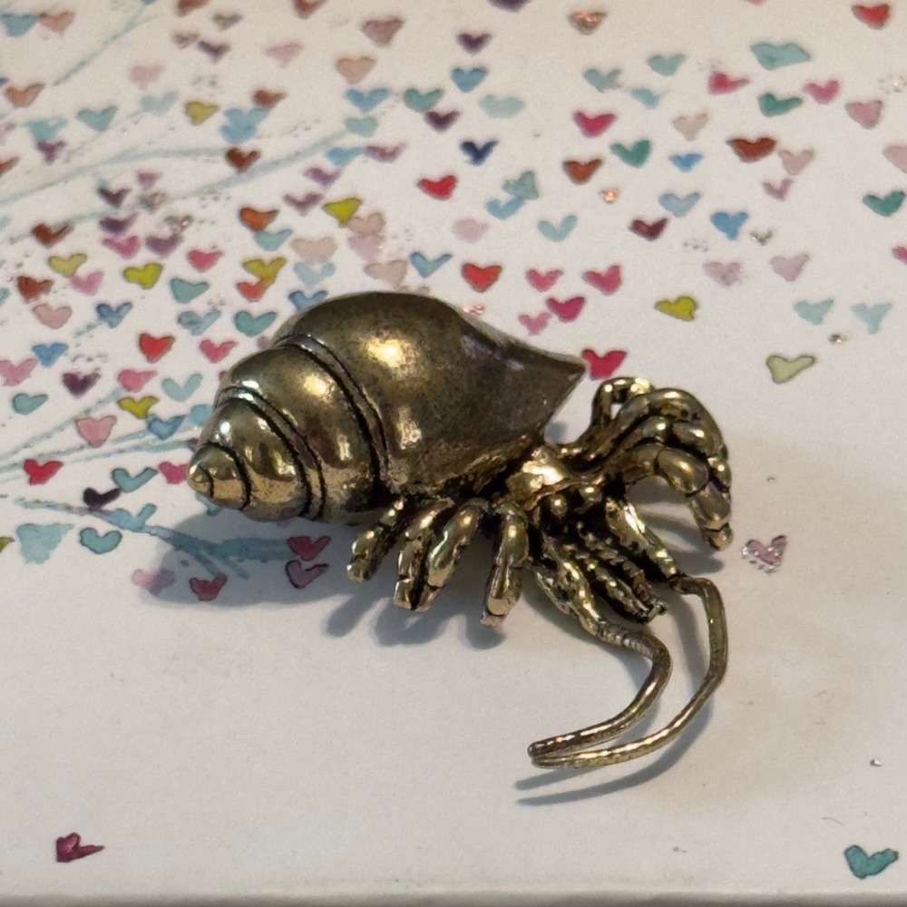 BG17 Hermit Crab Figurine Brass Tone Realistic Sea Life Coastal Vintage Style